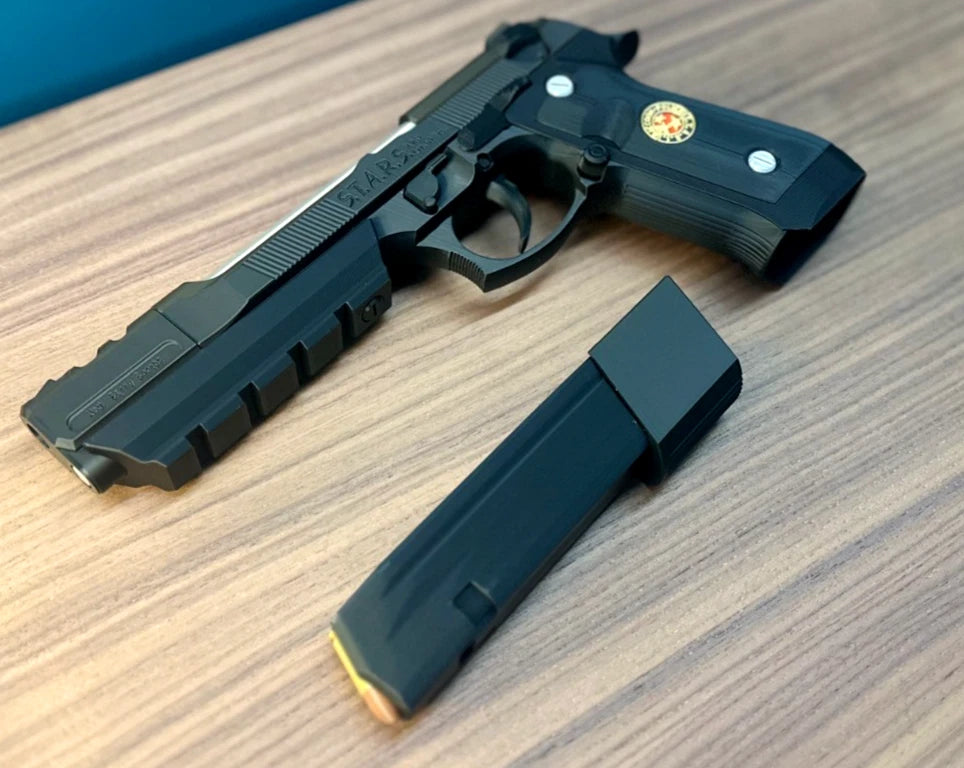 Resident Evil – Samurai Edge - Barry Burton 1:1 Cosplay Costume Props